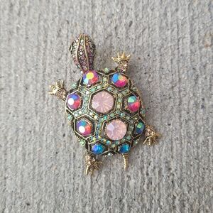Turtle Brooch NWT